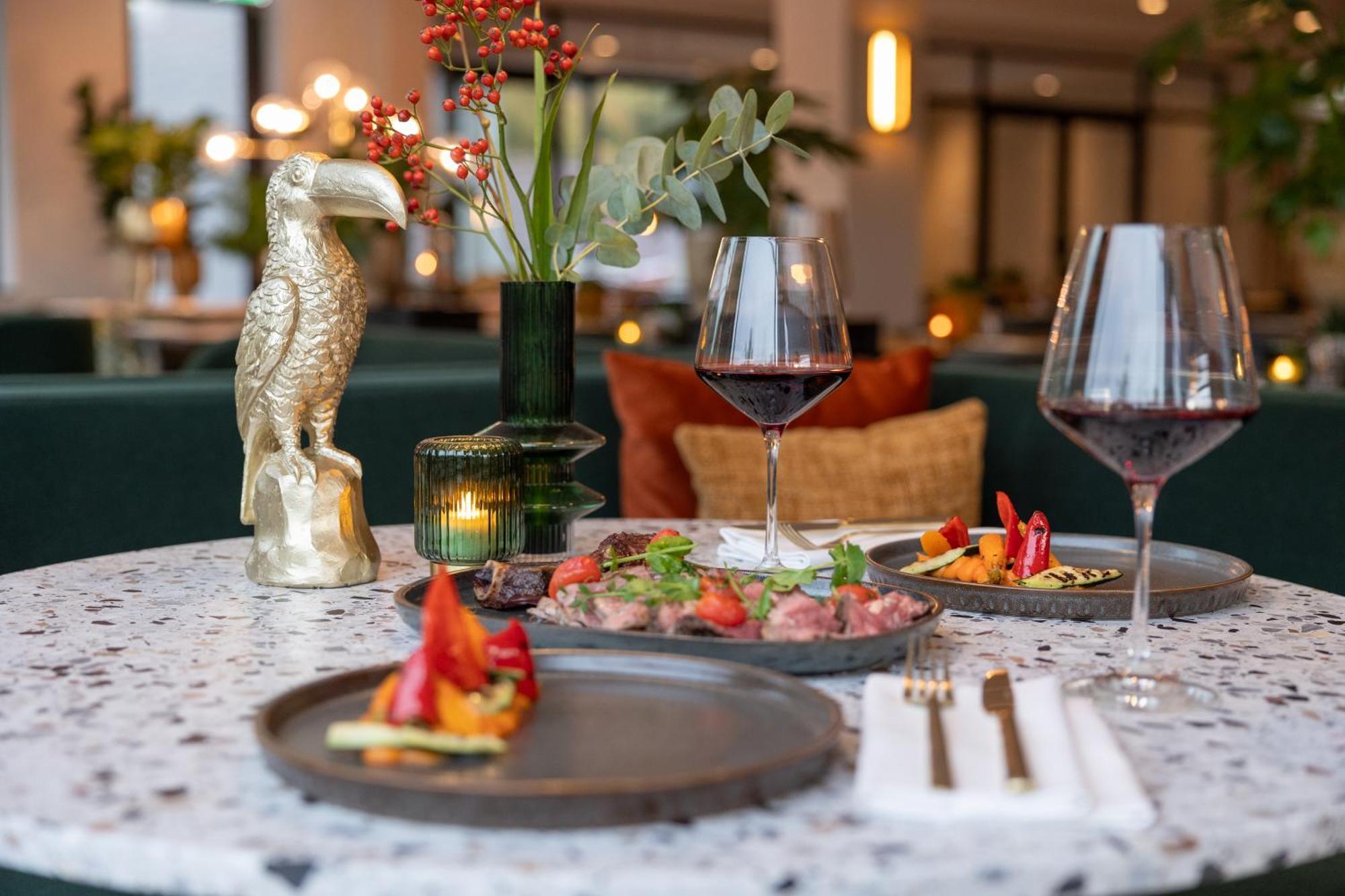 Van Der Valk Hotel Den Haag Вассенар Экстерьер фото