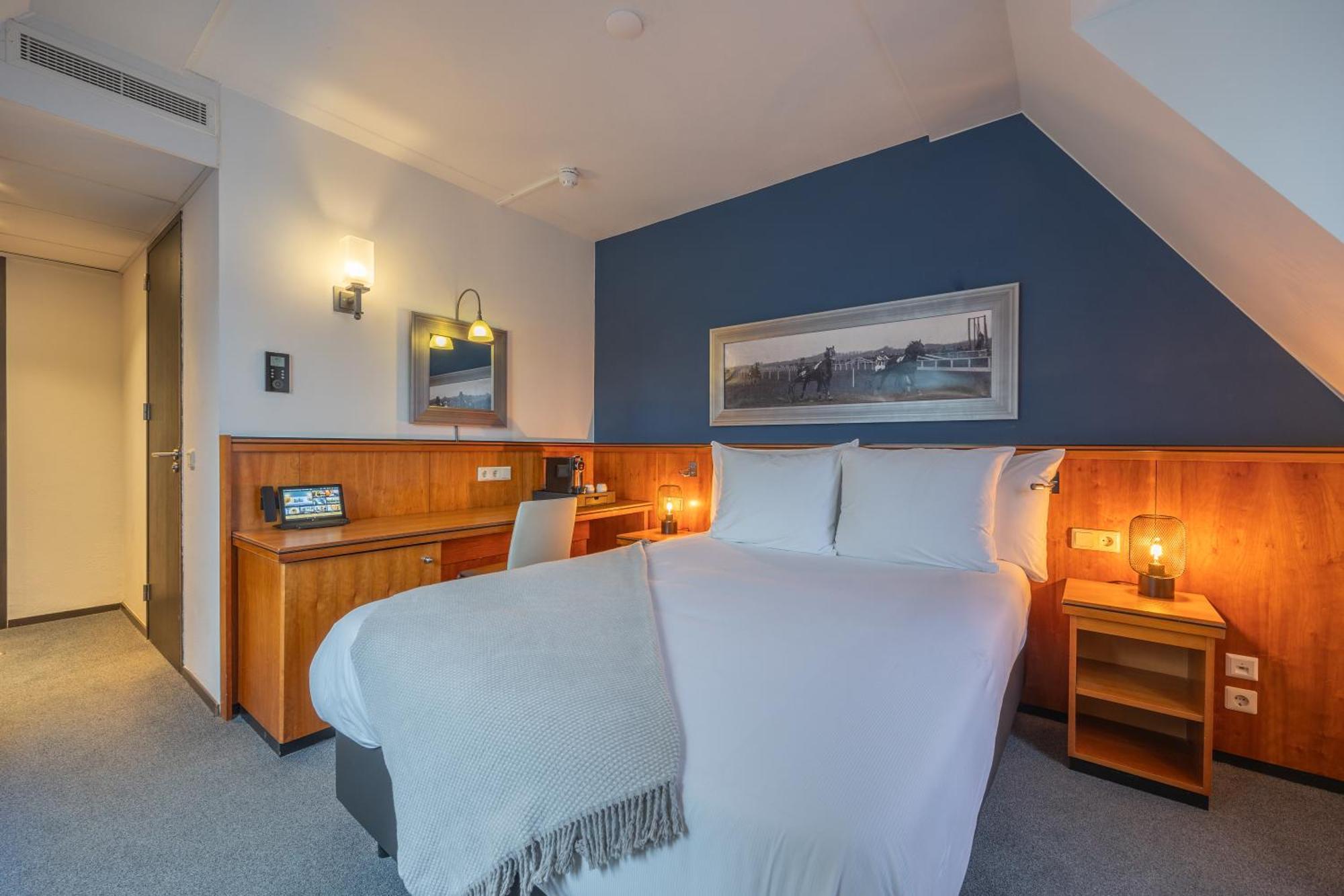 Van Der Valk Hotel Den Haag Вассенар Экстерьер фото